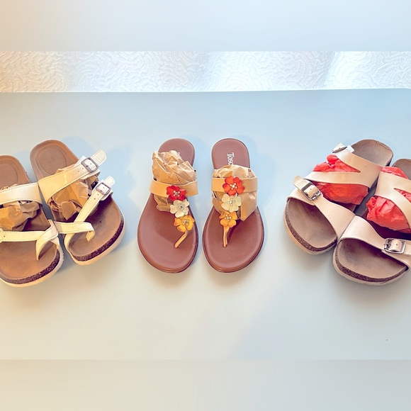 Women’s Sandal bundle - Picture 2 of 6